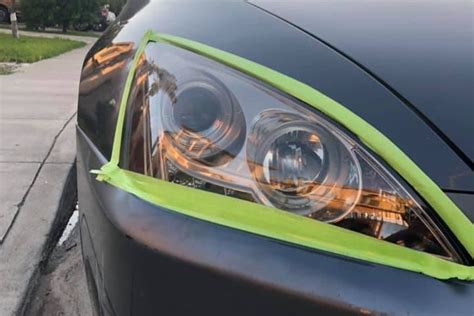 How To Maintain Your Cars Headlights