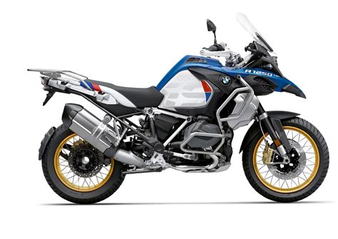 The 2019 bmw r 1250 gs will also come in an hp variant with bmw motorsport colors. 2019 BMW R 1250 GS Adventure First Look (26 Photos)