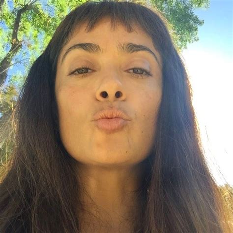 34 Gorgeous Nomakeup Celebrity Instagram Moments Without Makeup Celebs Without Makeup Salma