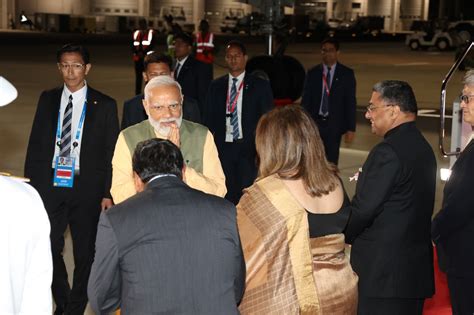 Pm Modi Arrives In Japan S Hiroshima To Participate In G Summit