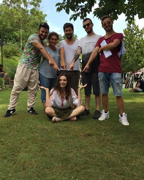 Ece hakim 1998 tarihinde i̇stanbul'da doğdu. Harvard'lı Ece Hakim'in ABD hayatı - Magazin Haberleri | NTV