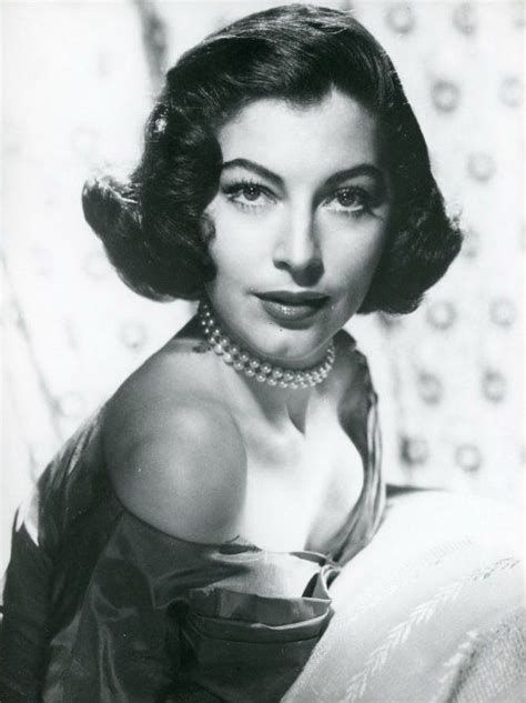 Ava Gardner A Face Like No Other Most Beautiful Hollywood Actress