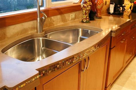 According to costhelper.com, expect to pay about £650 to £1,950 for a basic professional job with rtf or plain laminate. 2017 Sink Installation Cost | Cost to Install a Kitchen Sink