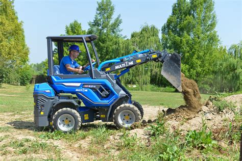 Compact Articulated Mini Loader 6 Series Multione