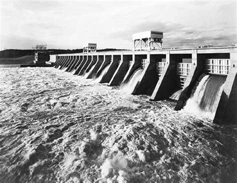 A tva river forecast official told wate 6 on your side this is the third year in a row the area has seen above normal rainfall. New Deal - Tennessee Valley Authority - APUSH