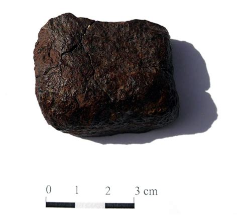 Метеорит Dhofar 1591 Музей истории мироздания