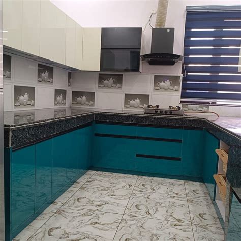 Modern U Shape Wooden Modular Kitchen At Rs 1500square Feet In Sas