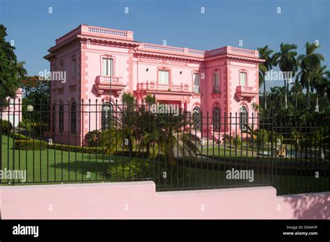 Pink Mansion In Havana Cuba Stock Photo Alamy