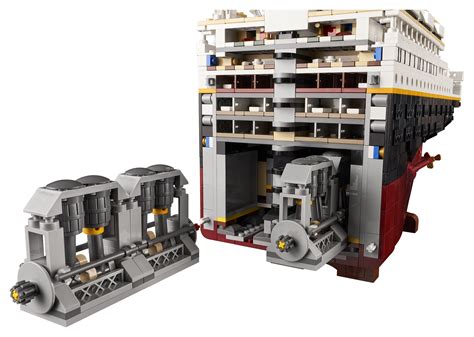 The Lego Titanic 10294 Officially Revealed 9090 Pieces And Over 13m