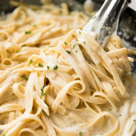One Pot Alfredo Pasta With Video ⋆ Real Housemoms