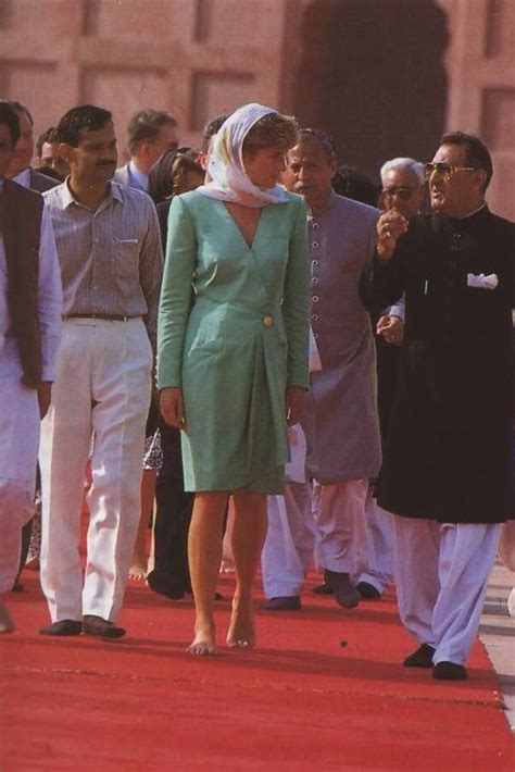 Princess Diana In Solo Visite Pakistan Septembre 1991 Suite History
