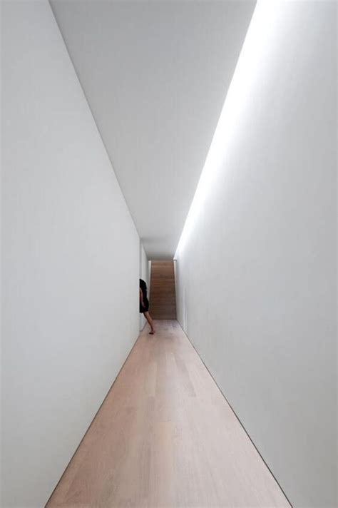 10 Indirect Lighting Ideas That Create A Stylish Home Corridor Design