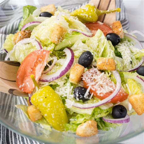 Copycat Olive Garden Salad And Dressing Devour Dinner