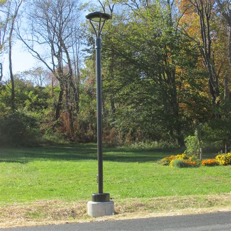 10785 Round Straight Steel Light Poles For Assisted Living Facility