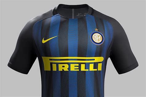 Nike ed inter nuova maglia 2021. Presentata la nuova maglia Inter 2016 2017: domina il ...