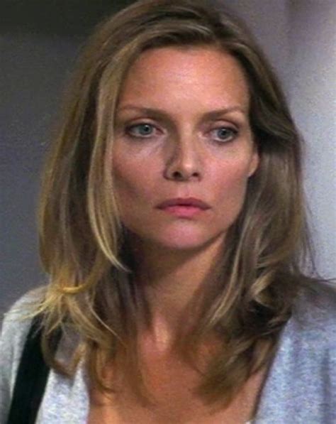 Michelle Pfeiffer As Claire Spencer In The Movie What Lies Beneath