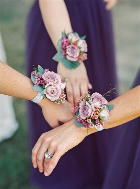 1000 Ideas About Wrist Corsage On Pinterest Prom Corsage Prom Tipos De Buquê De Noiva