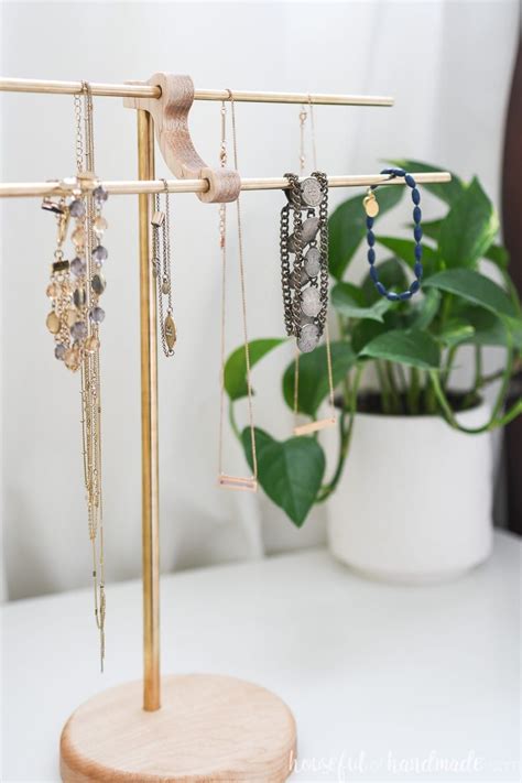 Gorgeous Diy Necklace Holder From Wood Scraps Diy Necklace Holder