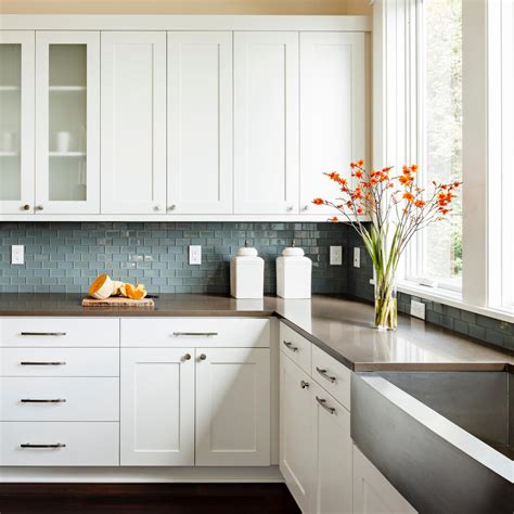 You can also opt for laminated wood and thermofoil. Kitchen Cabinet Materials: Pictures, Options, Tips & Ideas ...
