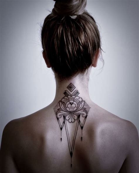 1001 Ideas Sobre Tatuajes En La Nuca Para Mujeres Tatuajes