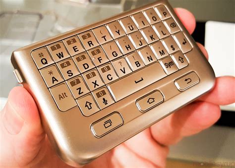 Samsung Thinks Galaxy Note Users Will Want This Physical Keyboard Case