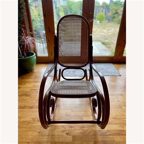 Vintage Bentwood Rocking Chair In Thonet Style Aptdeco