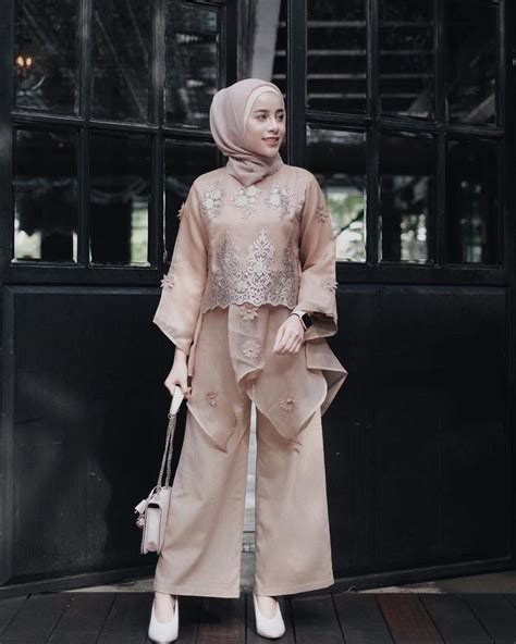 Tren Hijab 2019 Untuk Kondangan Dengan Inspirasi Celana Panjang Yang
