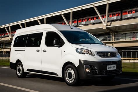 Peugeot Apresenta A SoluÇÃo Para O Transporte Urbano De Passageiros O