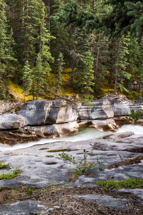 Maligne Canyon Loop Trail Get Inspired Everyday Adventure Photos