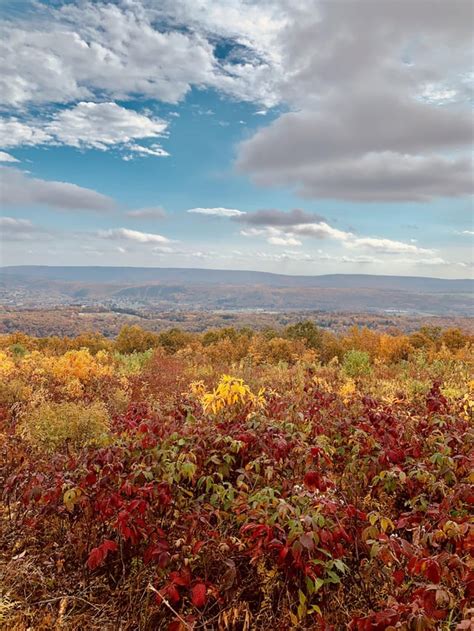 Fall Foliage Last Weekend In Jim Thorpe Pennsylvania 1536x1034 Oc