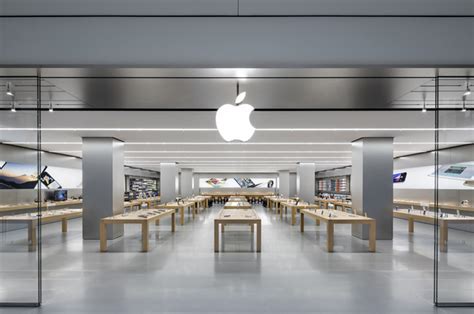 Apple on thursday announced its fifth stock split in its history, as the iphone maker's stock price marched to while apple has enacted stock splits, amazon, which has seen its stock price rocket to above $3,000 seeking alpha 21h. Apple: Full Steam Ahead? (NASDAQ:AAPL) | Seeking Alpha