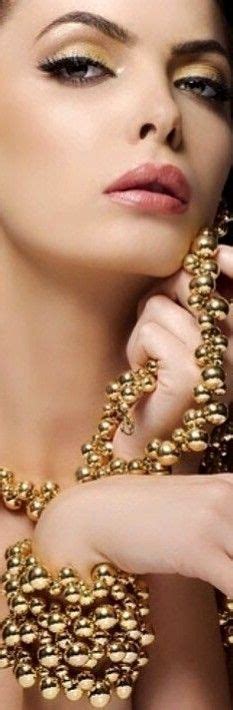 Pin By Adorable 🌹 Life On Lady ⭐ Luxury Necklace Golden Outfit