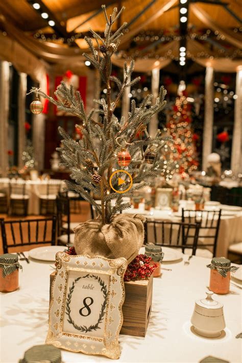 December Wedding Ideas You Need To See Glittery Bride Winter Wedding Table Christmas