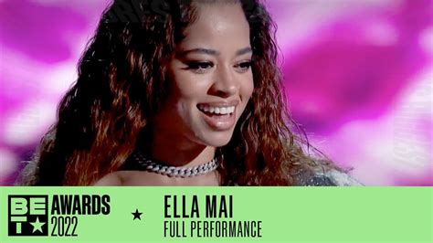 Ella Mai Babyface And Roddy Ricch Brought Star Power To The 2022 Bet