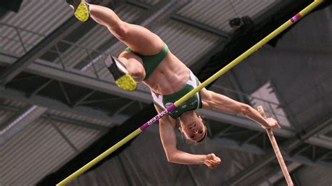 chloé henry égale le record de belgique de saut à la perche en salle rtbf be