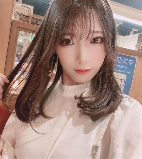 赤井沙希さんのインスタグラム写真 赤井沙希instagram 髪、10センチくらいざっくり切ったのに、プロレスラー達誰も気づかない