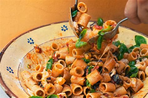 Rachel Roddys Delicious Midsummer Pasta Recipe The Sunday Post