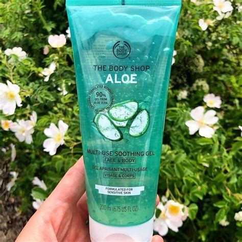 Our aloe range is quite the smooth soother. Aloe Multi-Use Soothing Gel 200ml in 2020 | Bath, body ...