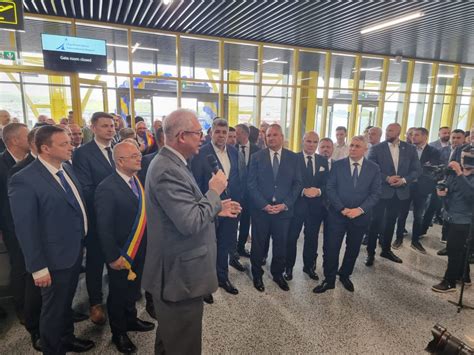 Ziua de Cluj Noul terminal de la Aeroportul Cluj inaugurat în