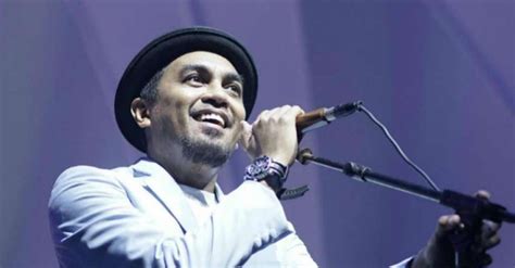 Share on facebook tweet this. 7 Lagu Ikonis Glenn Fredly yang Tak Terlupakan