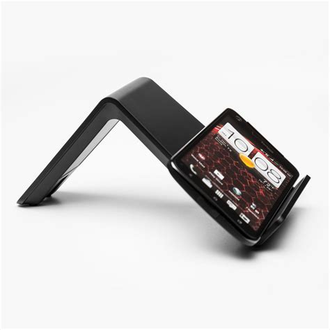 Tylt Vu Qi Wireless Charging Pad Stand Black