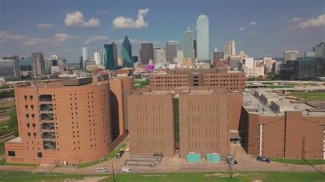 Dallas County To Consider Whether To Demolish The County Jail And
