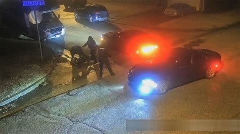 Memphis Police Release Sickening Bodycam Video Of Tyre Nichols Beating Latest News Breaking