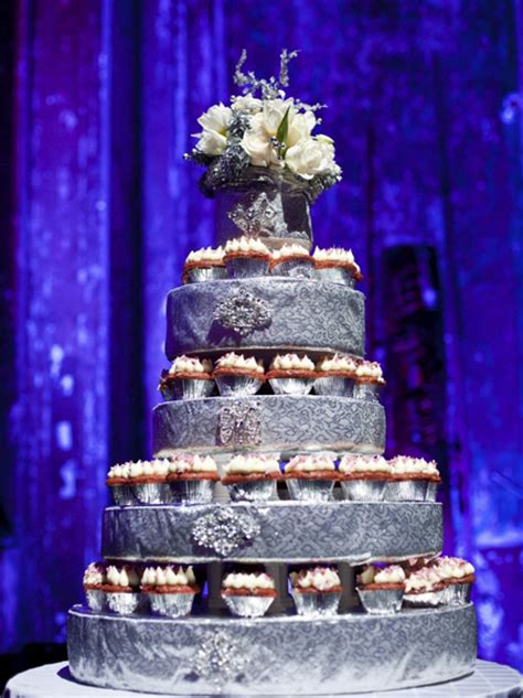 Winter Wedding Cake Ideas Weddingelation
