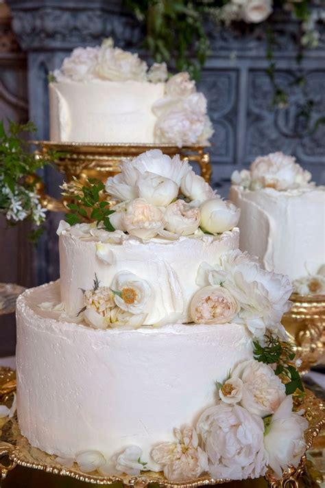 We take a look at royal wedding cakes through history that are remembered for their magnificent design and taste. Royal Wedding 2018: News and pictures from Prince Harry ...