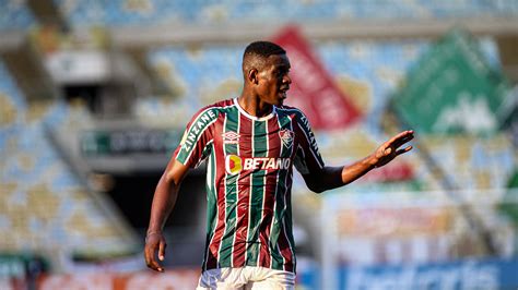 Atuações Enm Luiz Henrique Brilha E Fred Atinge Marca Histórica Na Vitória Do Fluminense
