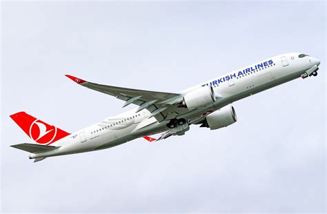 Le 1er Airbus A350 900 Turkish Airlines Réalise Son Premier Vol Actu