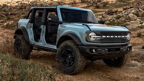 El Lease De La Ford Bronco 4 Puertas Es Más Barato Que El De 2 Puertas