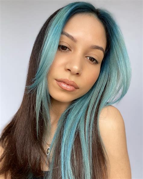 If You Love To Stand Out In The Crowd Turquoise Hair Color Ideas Will