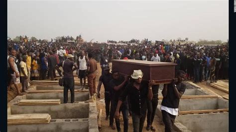 Mass Burial Held For Dozens Killed In Nigeria New Years Day Attacks Cnn
